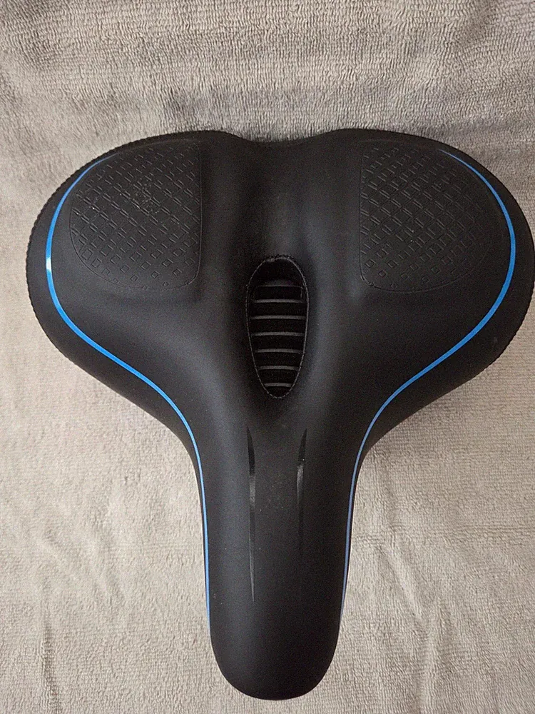 Extra Wide Comfort Bicycle Seat Brand New Never Used