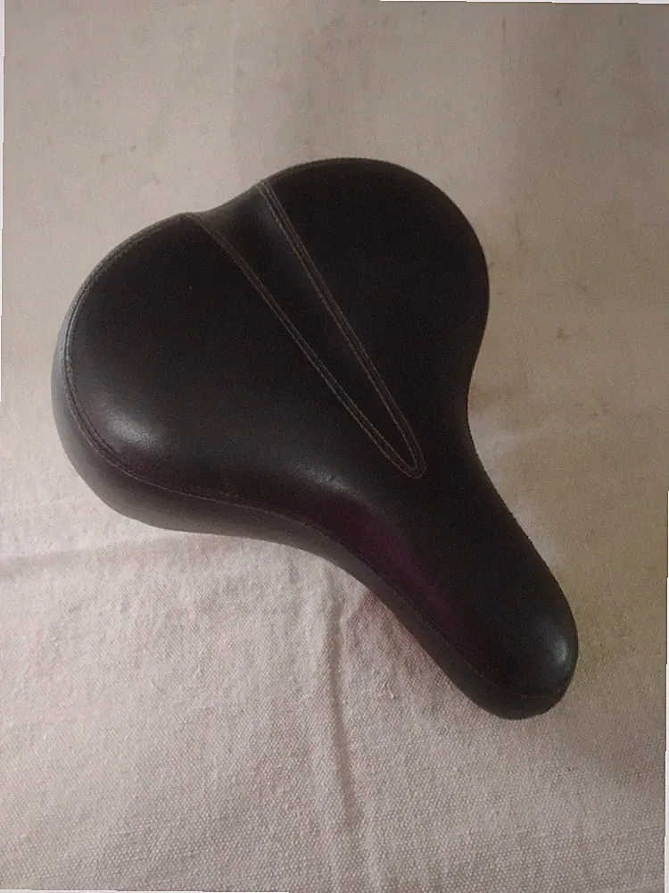 Gently Used Unbranded Bicycle Large Comfort Seat With Springs Black